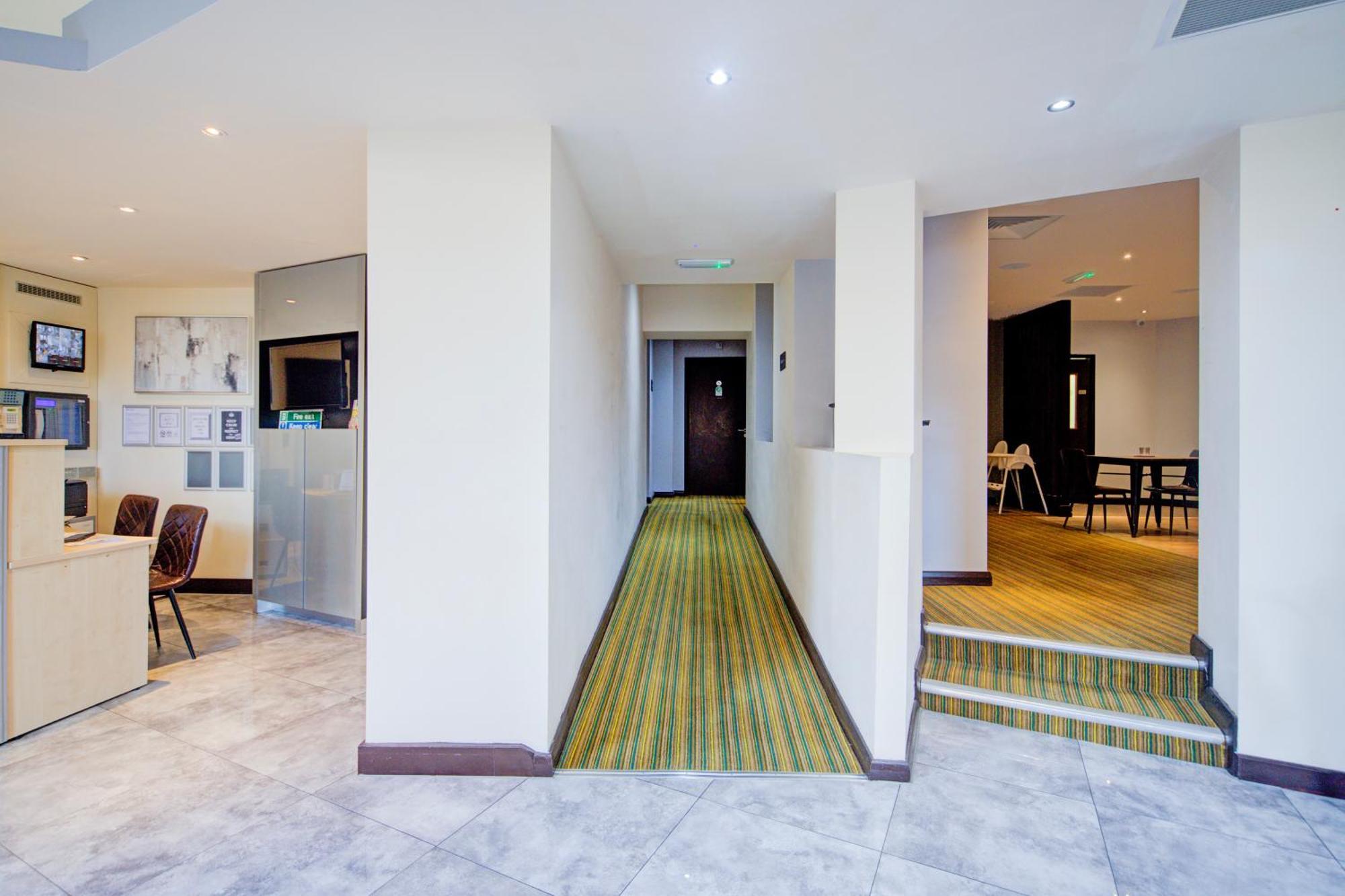 Belvilla Newport City Centre Hotel - Lifestyle Exterior photo